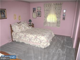 439 Robin Hill Road Wayne, PA 19087 - Photo 8 of 9 Bedroom 2