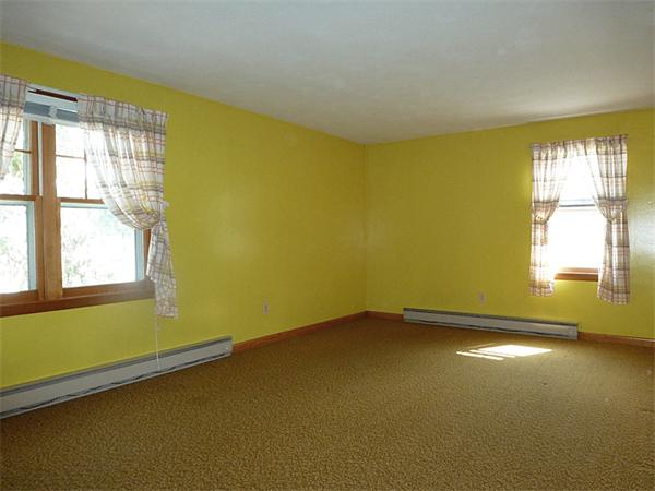22 Anne Street Springfield, MA 01104 - Photo 15 of 18