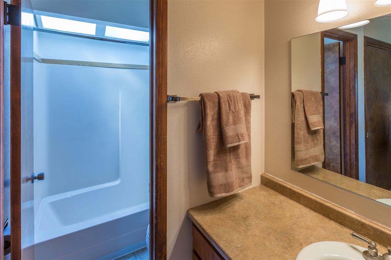 14321 North Hazard Road Spokane, WA 99208 - Photo 14 of 20