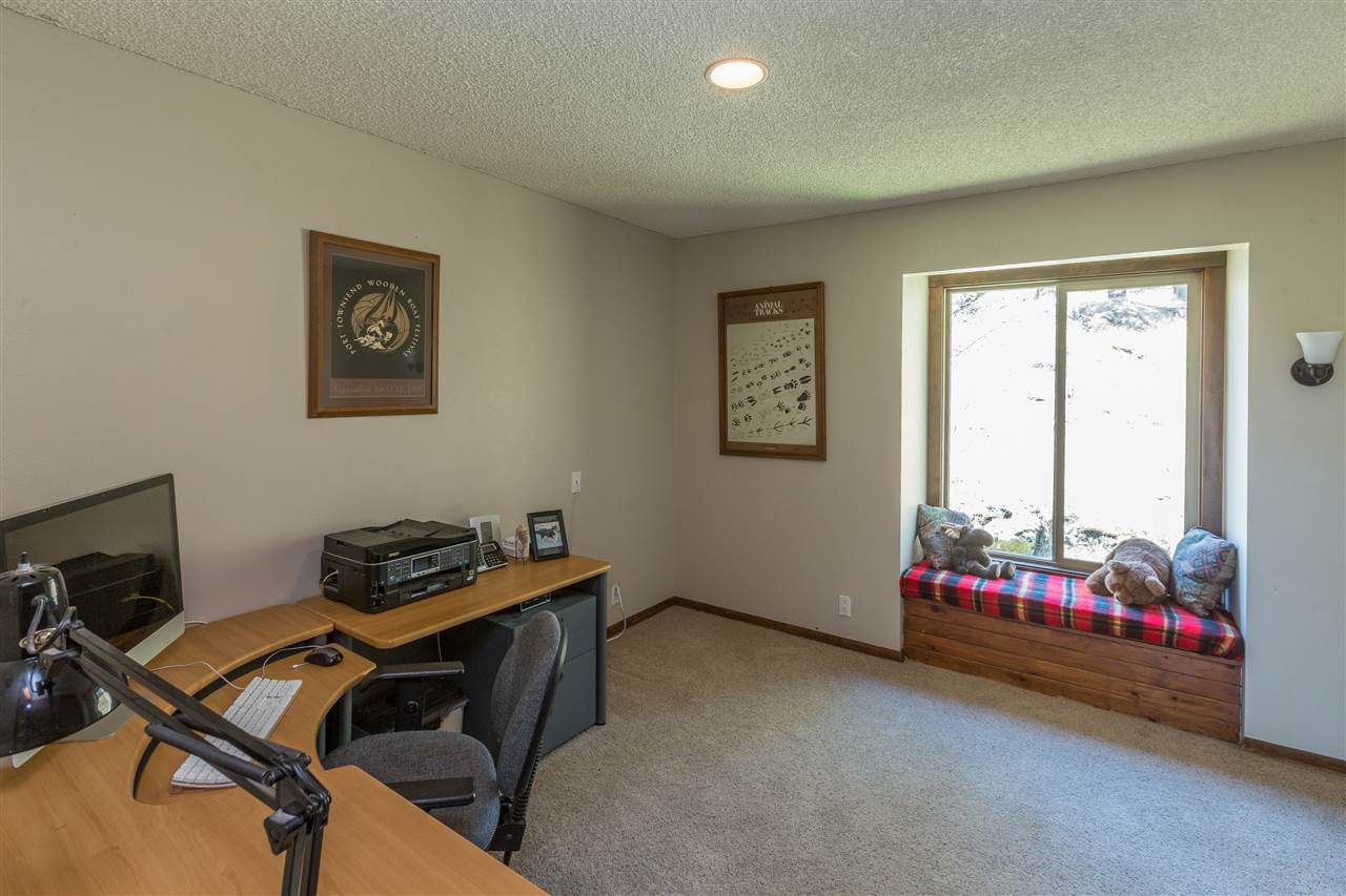 14321 North Hazard Road Spokane, WA 99208 - Photo 17 of 20