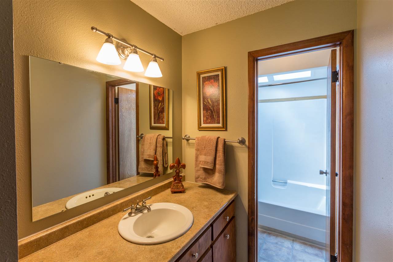 14321 North Hazard Road Spokane, WA 99208 - Photo 18 of 20