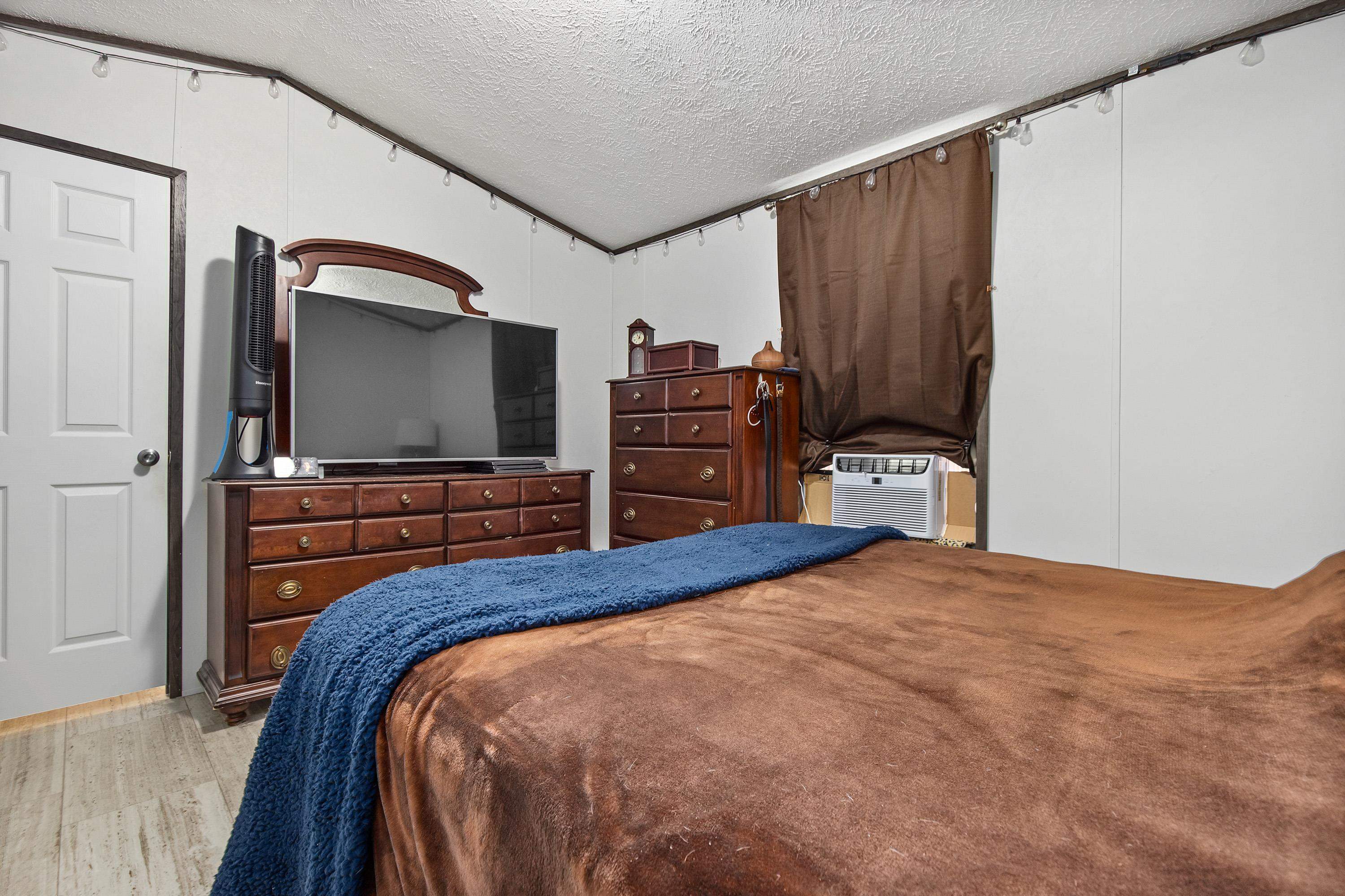 44 Pineland Park Road Milton, NH 03851 - Photo 14 of 21