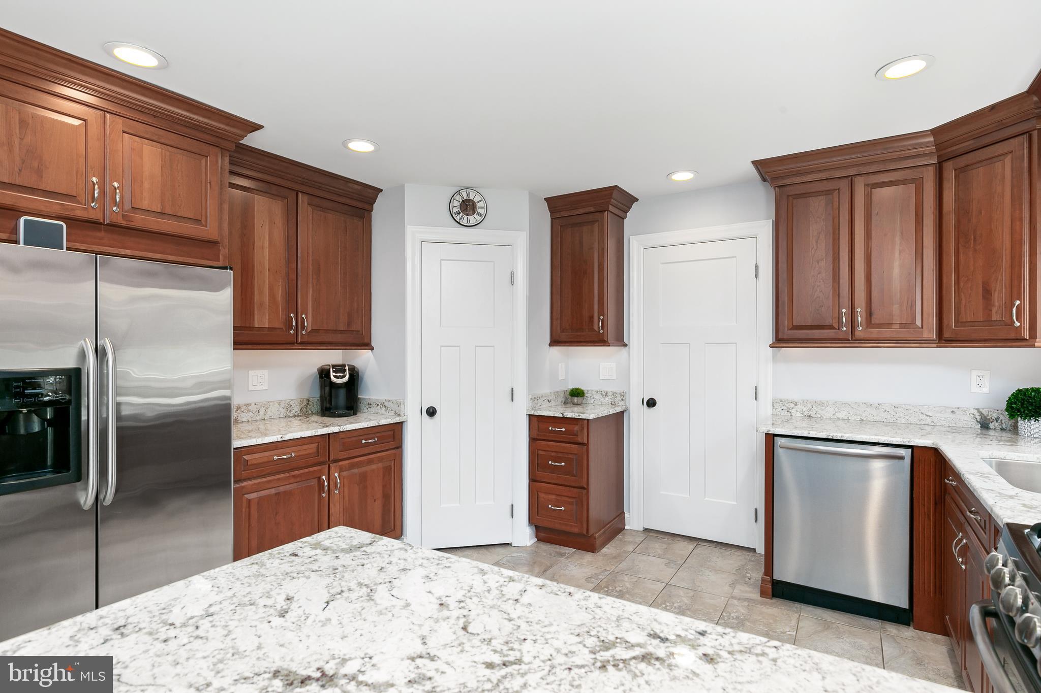 1 Stacy Drive Cream Ridge, NJ 08514 - Photo 9 of 33