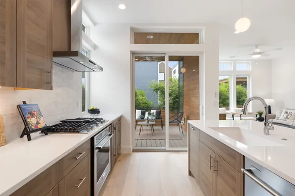 $1,150,000 | 900 South 2nd Street, Unit 21, Austin, TX 78704