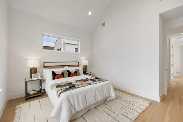$1,150,000 | 900 South 2nd Street, Unit 21, Austin, TX 78704
