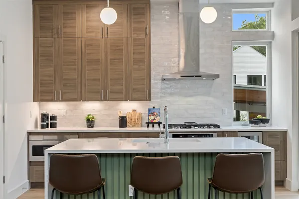 $1,150,000 | 900 South 2nd Street, Unit 21, Austin, TX 78704