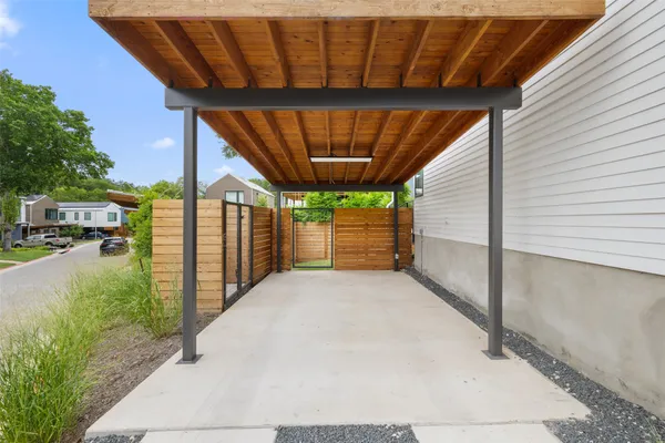 $1,150,000 | 900 South 2nd Street, Unit 21, Austin, TX 78704