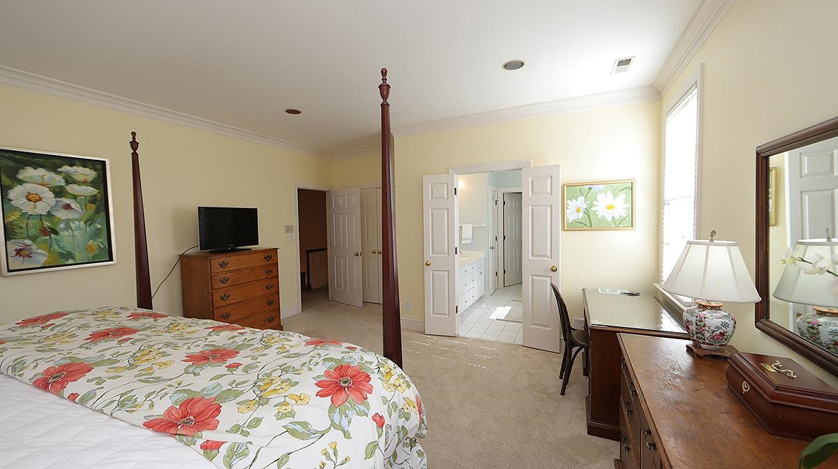 321 Marlowe Road Raleigh, NC 27609 - Photo 11 of 21 Photo 11