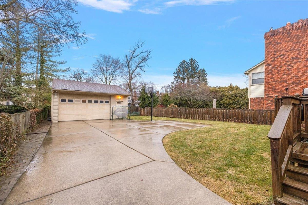 719 Fisher Road Grosse Pointe, MI 48230 - Photo 52 of 60 Gallery Image 52