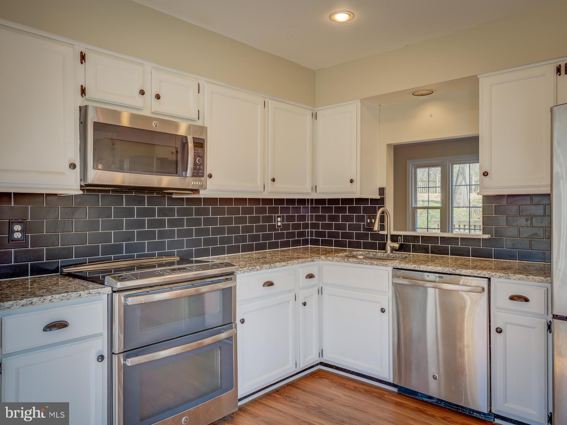 11809 Briar Mill Lane Reston, VA 20194 - Photo 12 of 65 Gallery Image 12