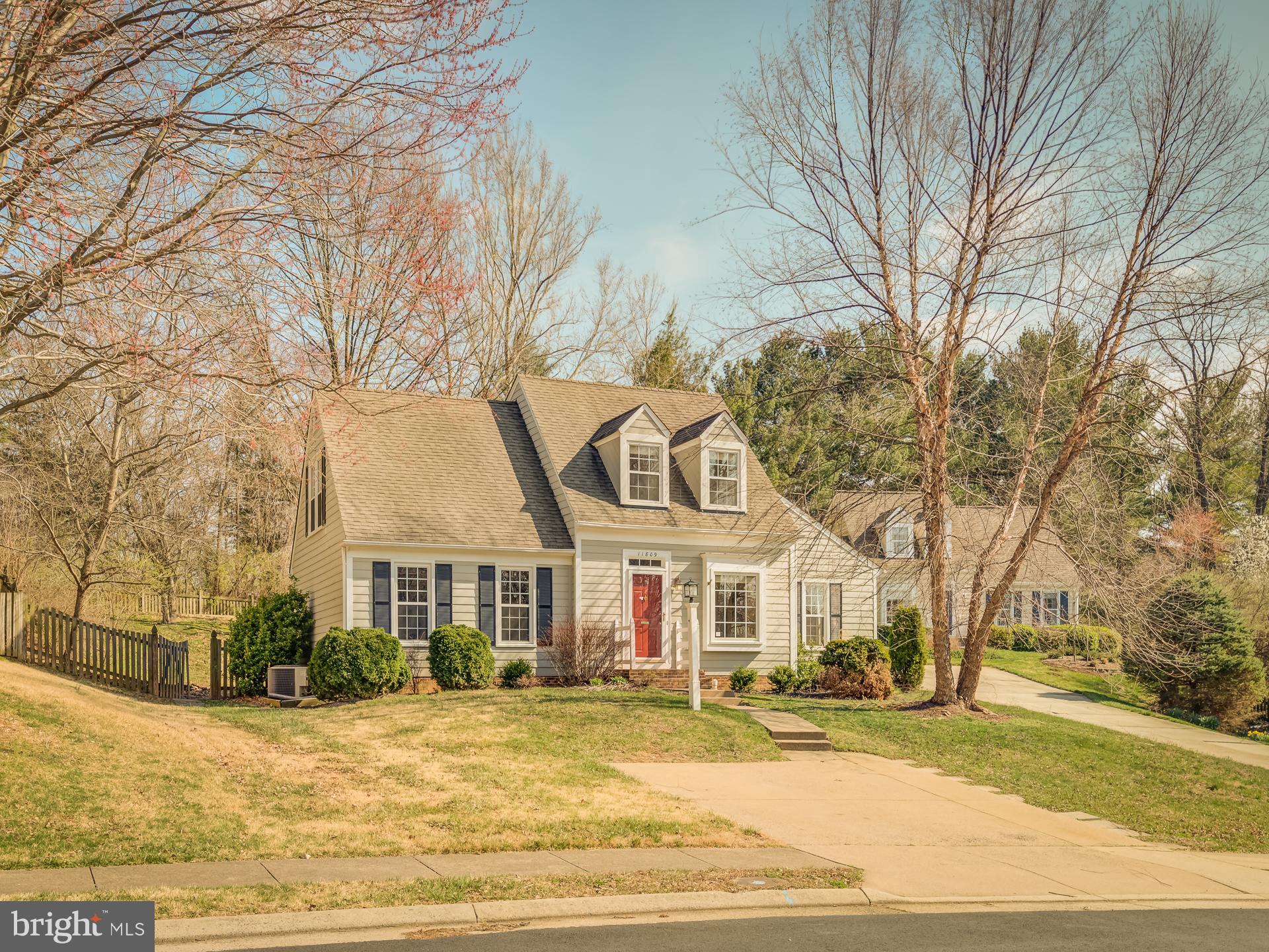 11809 Briar Mill Lane Reston, VA 20194 - Photo 4 of 65 Gallery Image 4