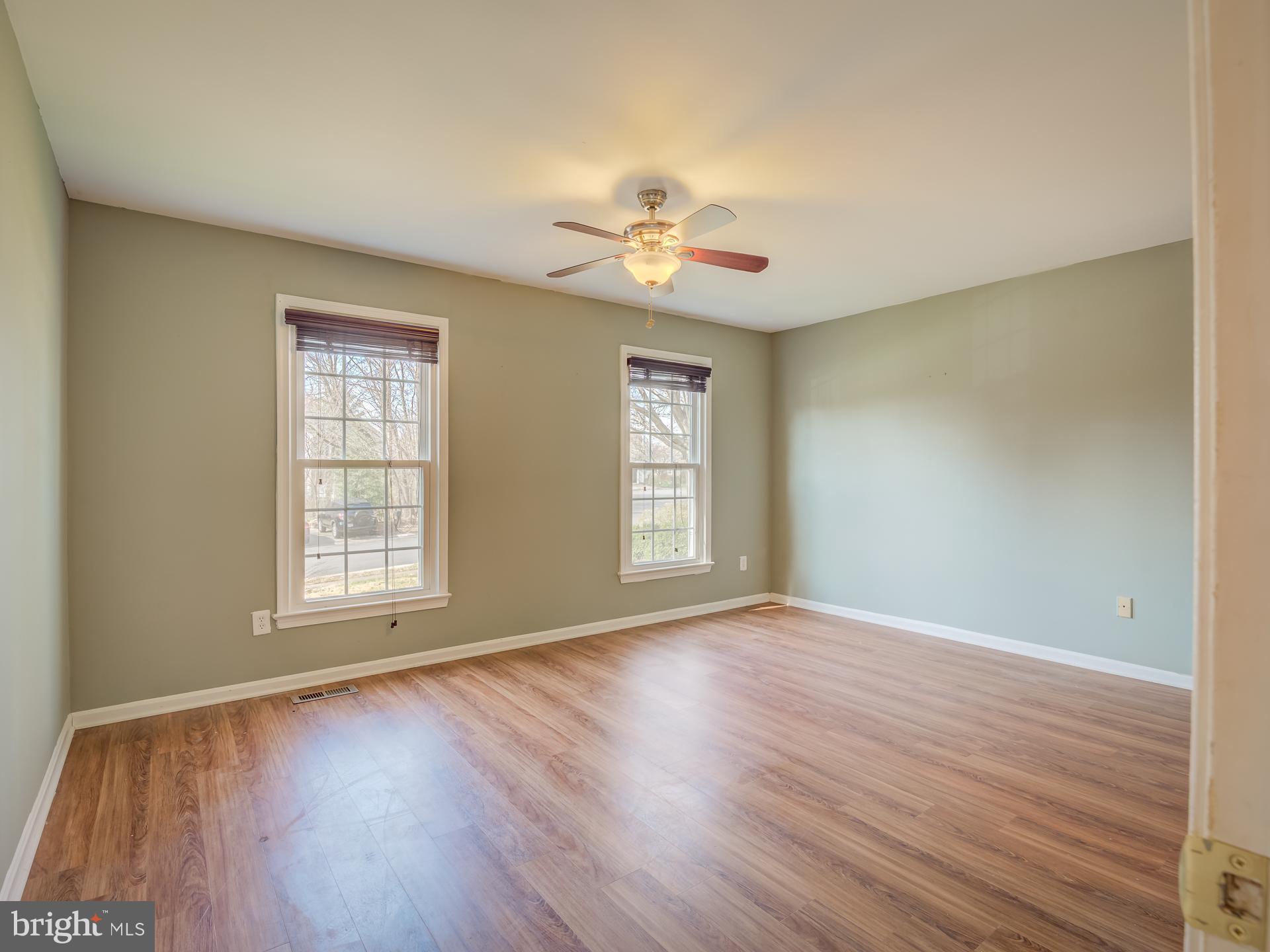 11809 Briar Mill Lane Reston, VA 20194 - Photo 33 of 65 Gallery Image 33