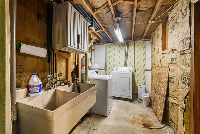 $199,900 | 1816 Miller Street, Unit 4, West Bend, WI 53095