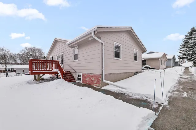 $199,900 | 1816 Miller Street, Unit 4, West Bend, WI 53095