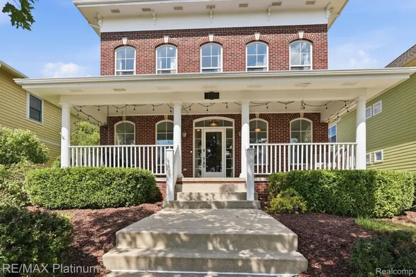 $434,900 | 1713 Town Commons Drive, Howell, MI 48855