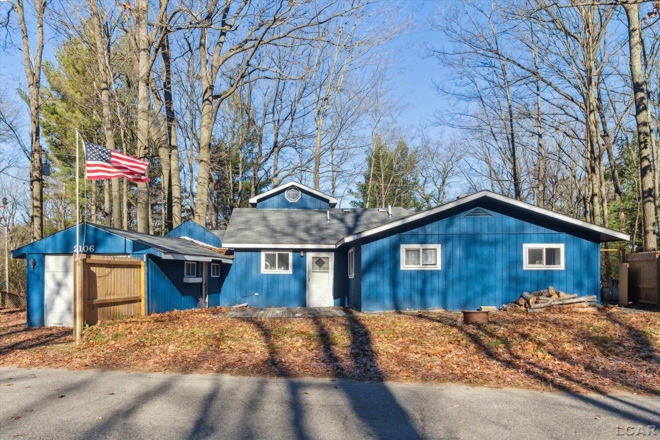 2106 Jefferson Road Harrison, MI 48625 - Photo 3 of 34