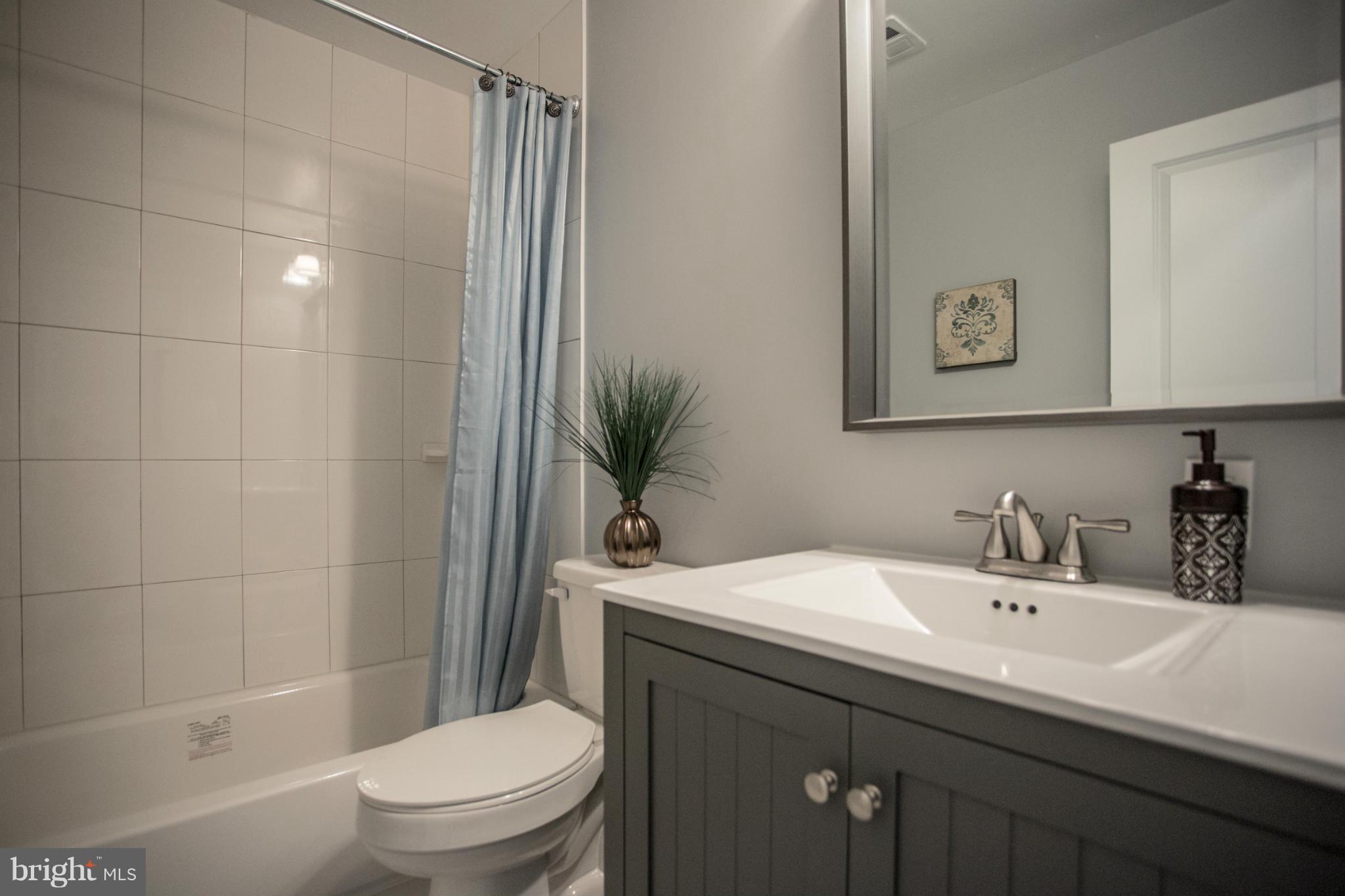 6815 Barton Road Hyattsville, MD 20784 - Photo 13 of 27 Bath