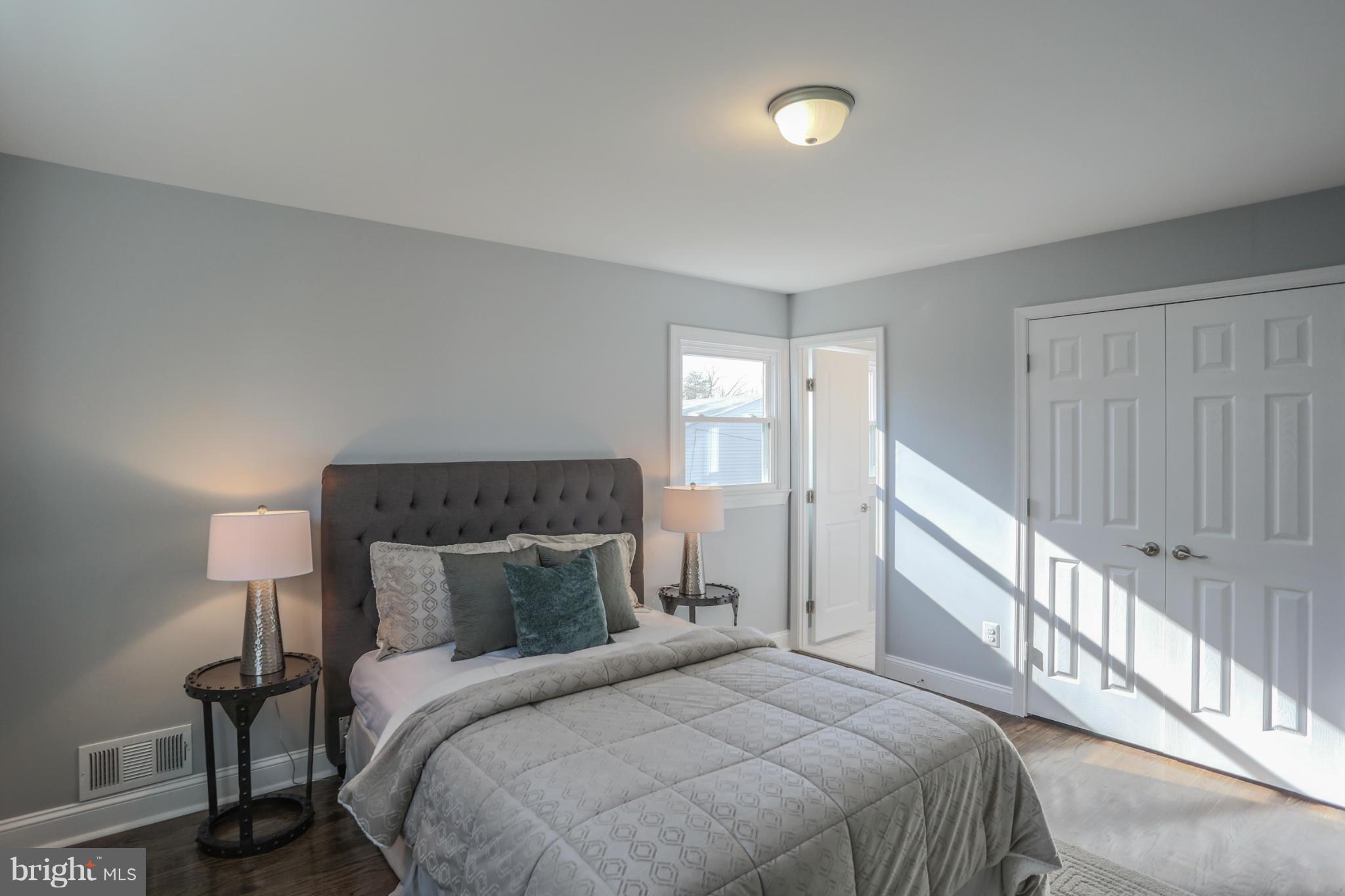 6815 Barton Road Hyattsville, MD 20784 - Photo 17 of 27 Bedroom