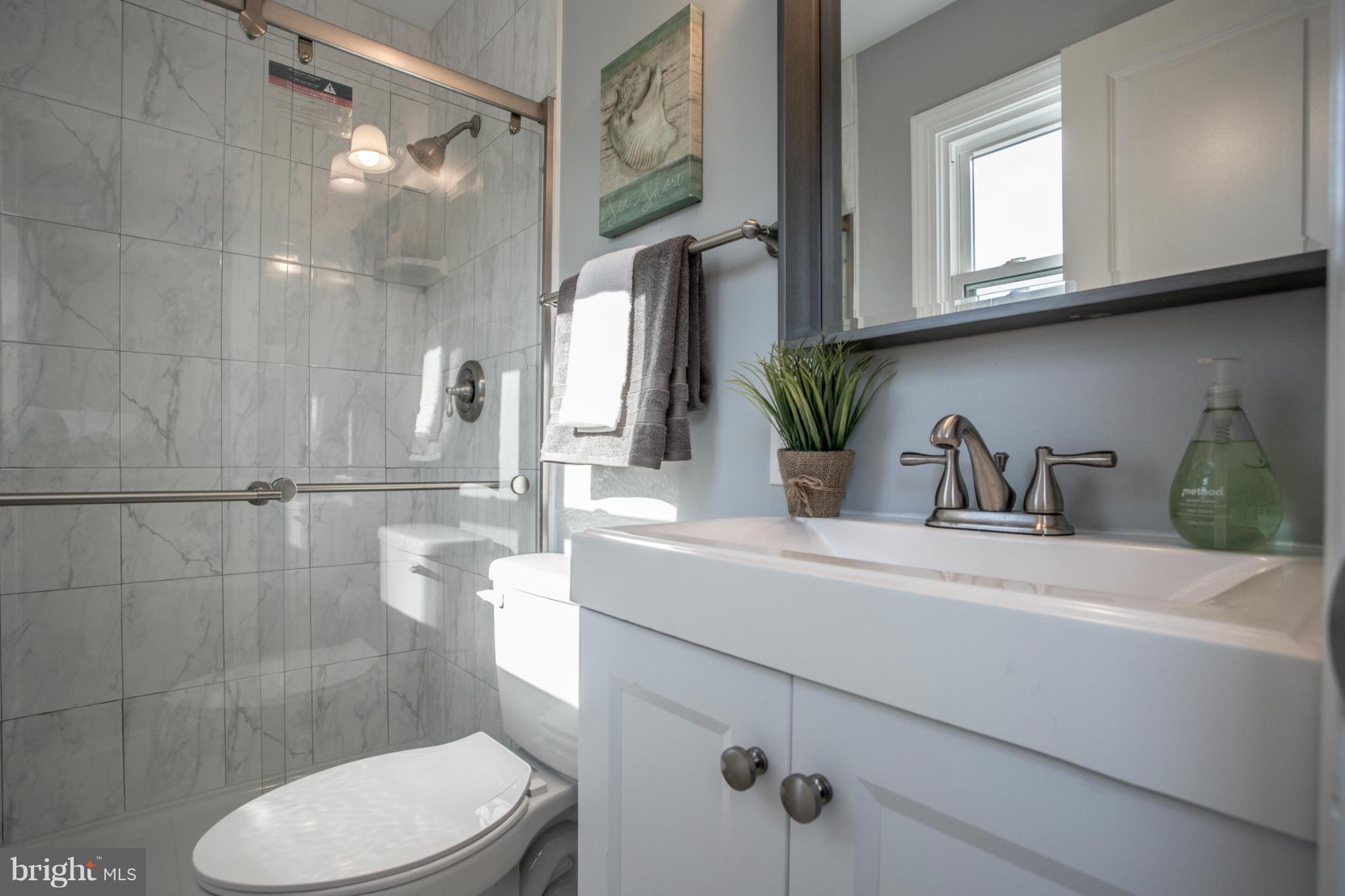 6815 Barton Road Hyattsville, MD 20784 - Photo 18 of 27 Bath