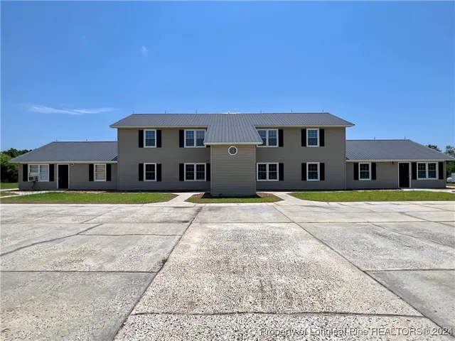 $875 | 1829 Horne Camp Road, Unit 2, Fairmont, NC 28340