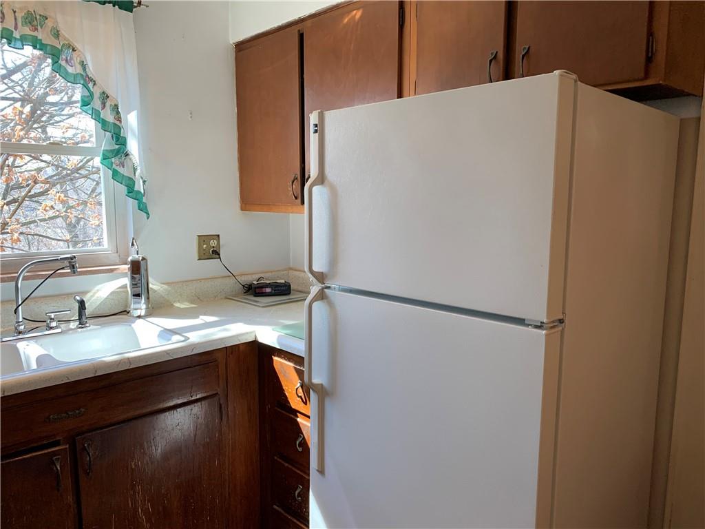 800 Highview Road Pittsburgh, PA 15234 - Photo 10 of 25