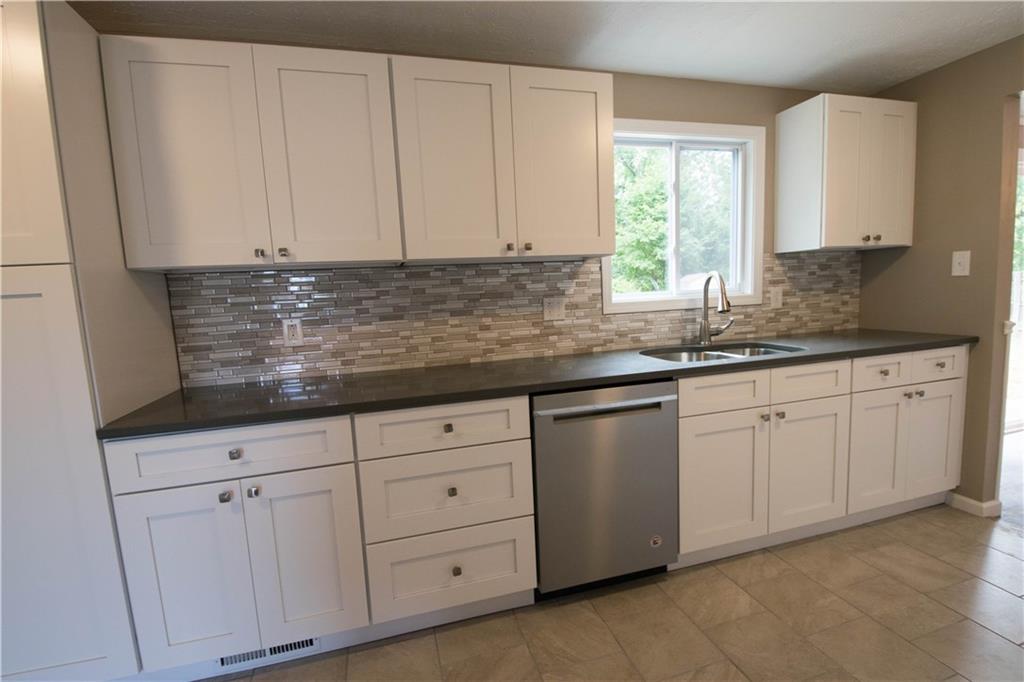308 Ritter Road South Sewickley, PA 15143 - Photo 8 of 25 Gallery Image 8