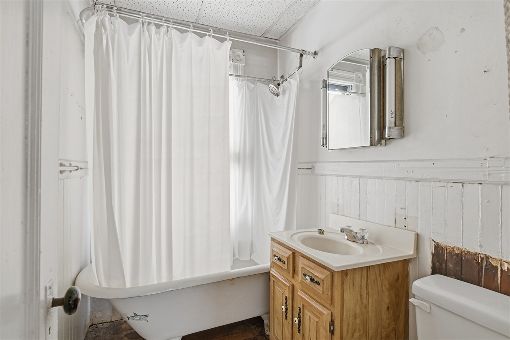 20 Webster Street Springfield, MA 01104 - Photo 17 of 42 Gallery Image 17