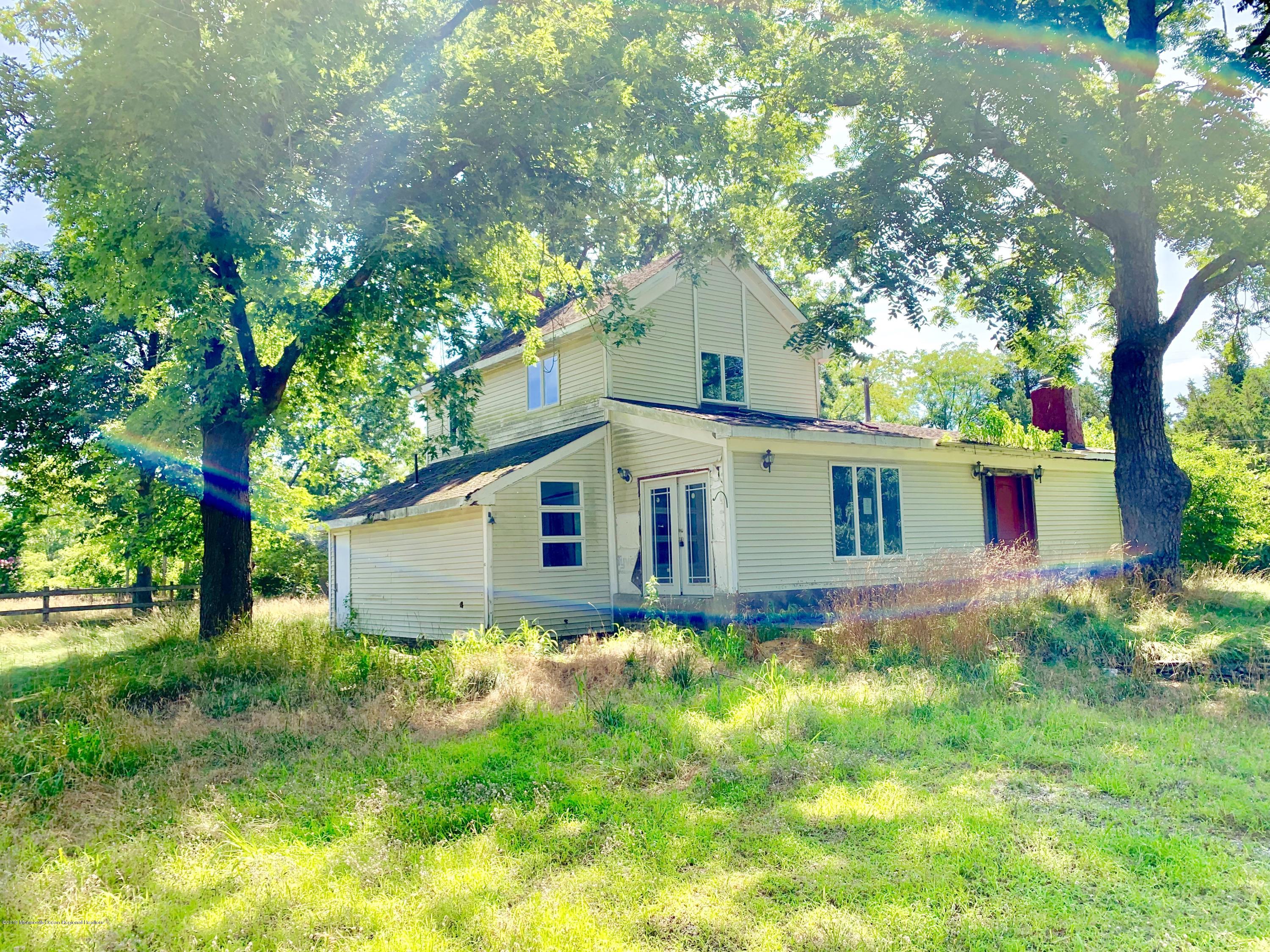 47 Squankum Road Colts Neck, NJ 07722 - Photo 2 of 9 Photo Jul 15, 10 55 22 AM