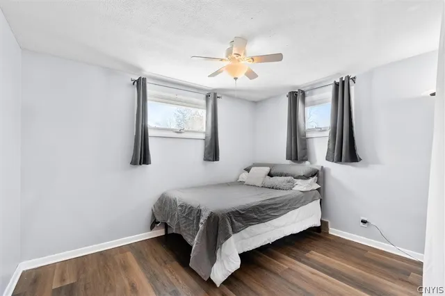 $185,000 | 100 Clarence Drive, Cicero, NY 13212