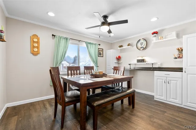 $185,000 | 100 Clarence Drive, Cicero, NY 13212