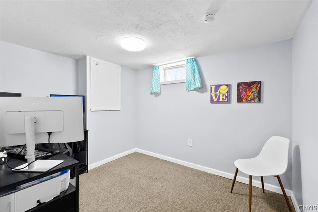 $185,000 | 100 Clarence Drive, Cicero, NY 13212