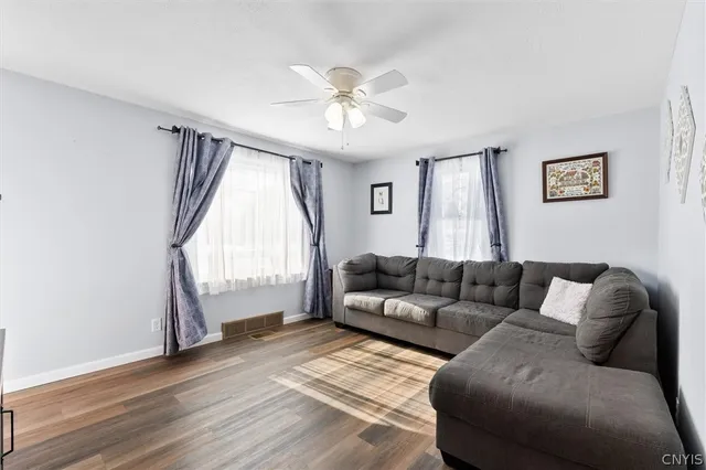 $185,000 | 100 Clarence Drive, Cicero, NY 13212