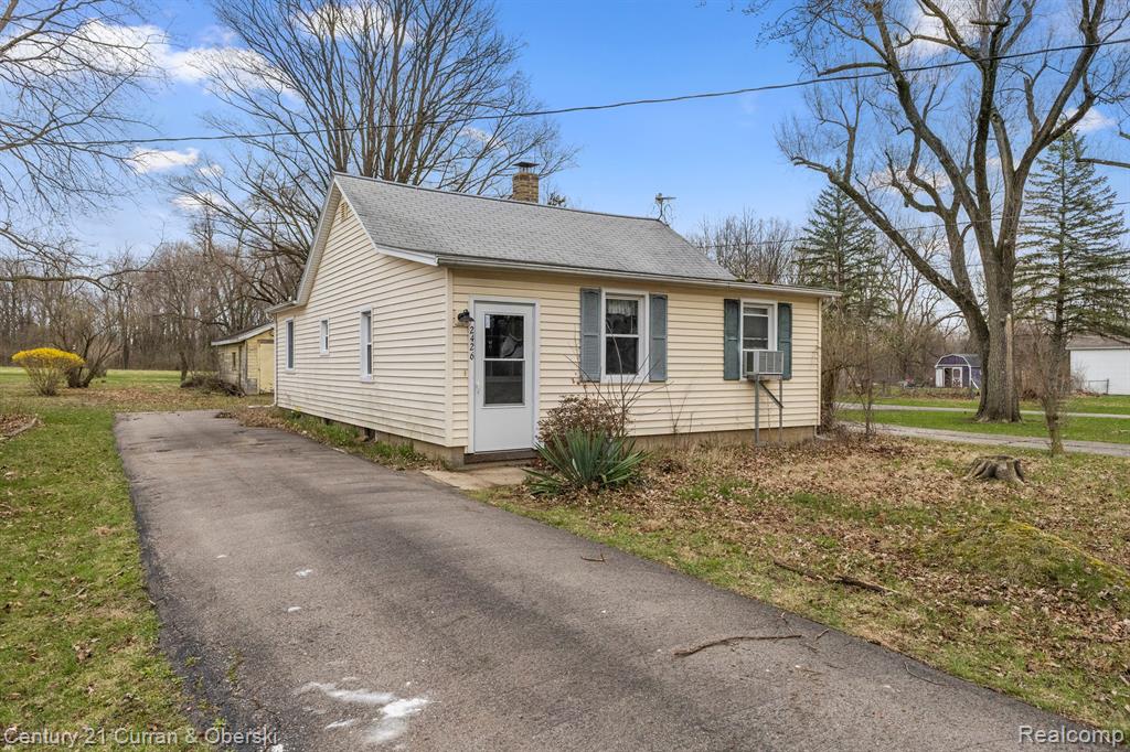 2426 Curtis Road Adrian, MI 49221 - Photo 2 of 45