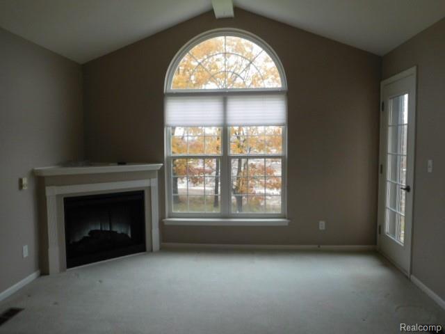 3376 Tremonte Circle Rochester, MI 48306 - Photo 4 of 31 DSCN4410.JPG