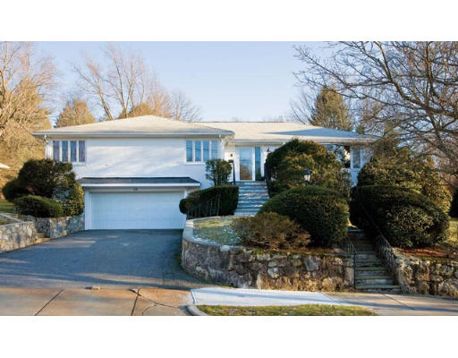 68 Drumlin Road Newton, MA 02459 - Photo 1 of 6 Gallery Image 1