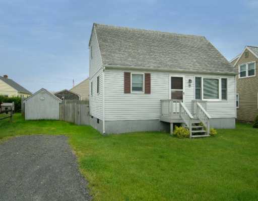 14 Milkay Way Narragansett, RI 02882 - Photo 1 of 12 Exterior Front.