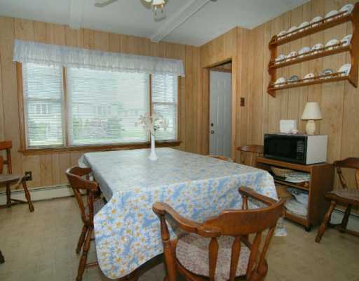 14 Milkay Way Narragansett, RI 02882 - Photo 4 of 12 Dining Room.