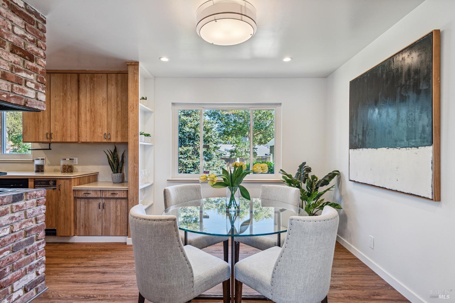 94 Longfellow Road Mill Valley, CA 94941 - Photo 11 of 38