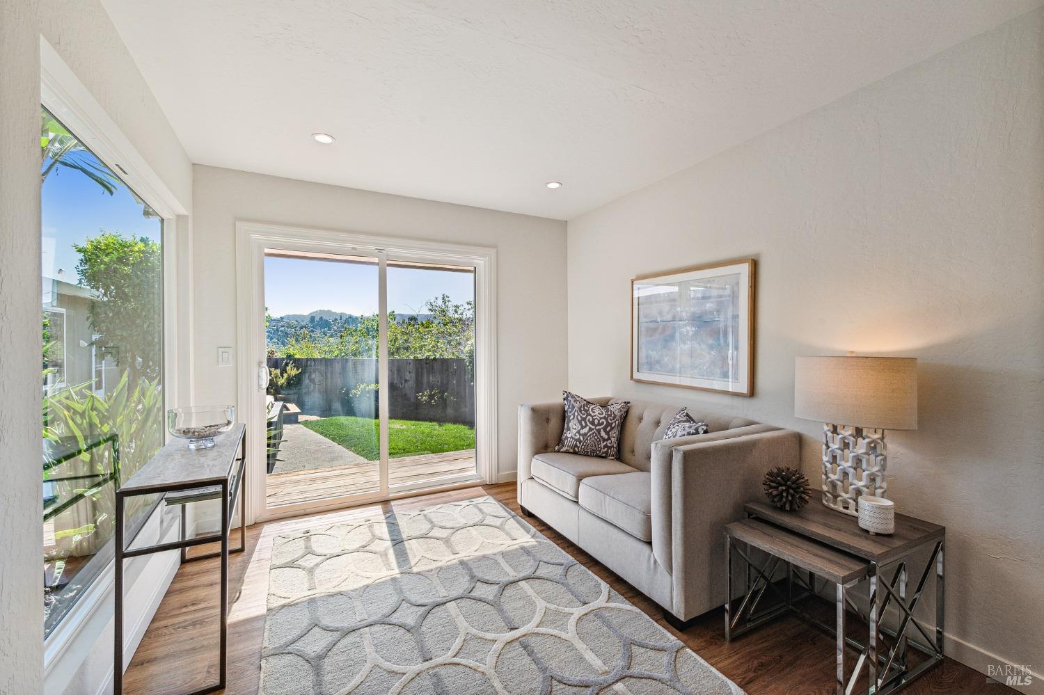 94 Longfellow Road Mill Valley, CA 94941 - Photo 24 of 38