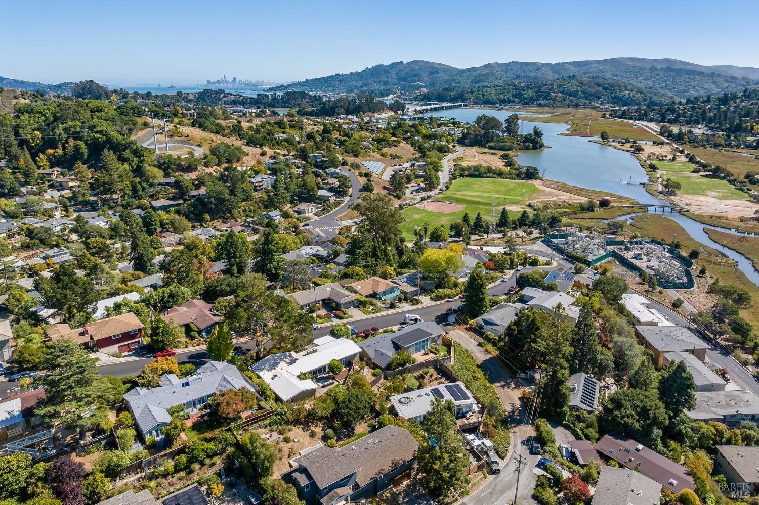 94 Longfellow Road Mill Valley, CA 94941 - Photo 34 of 38