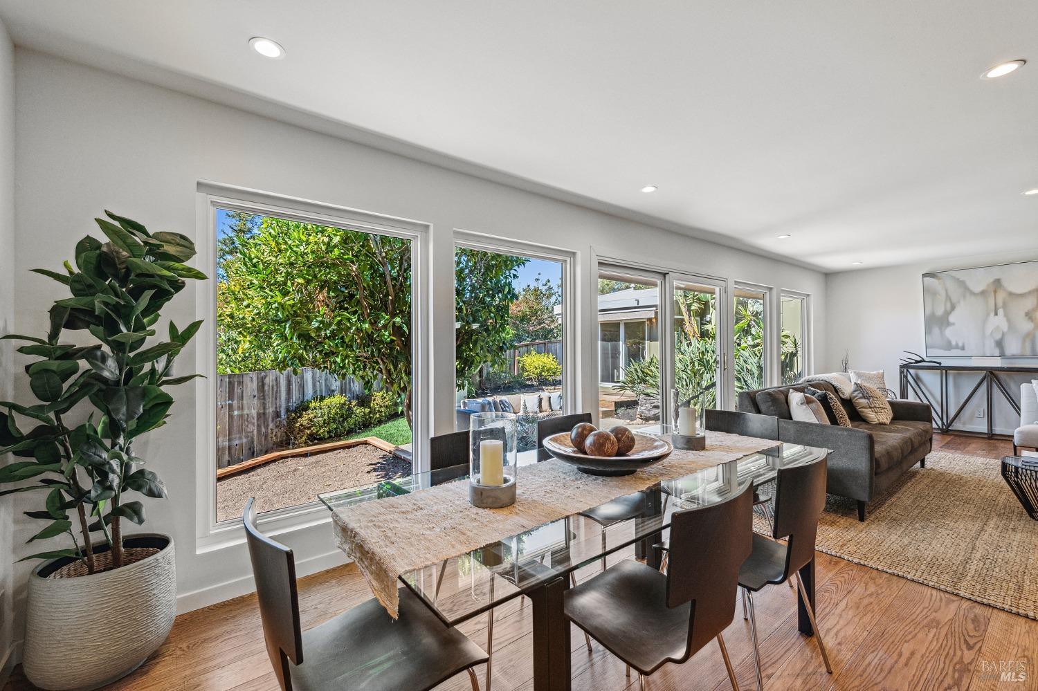 94 Longfellow Road Mill Valley, CA 94941 - Photo 7 of 38