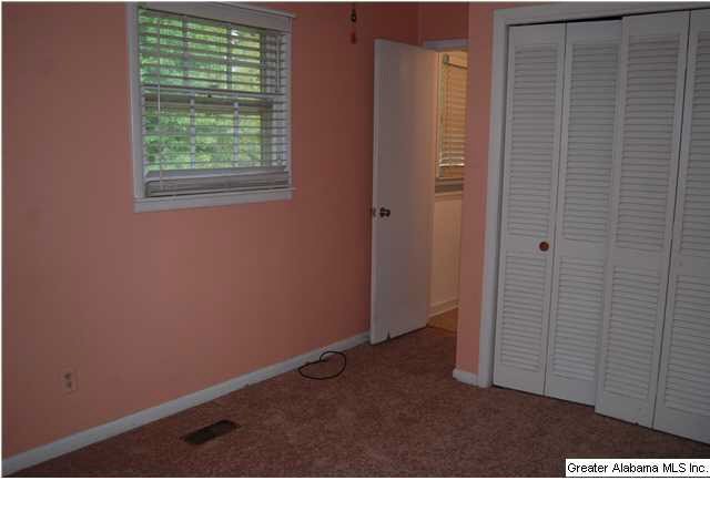 952 Carson Lane Southwest Jacksonville, AL 36265 - Photo 11 of 20