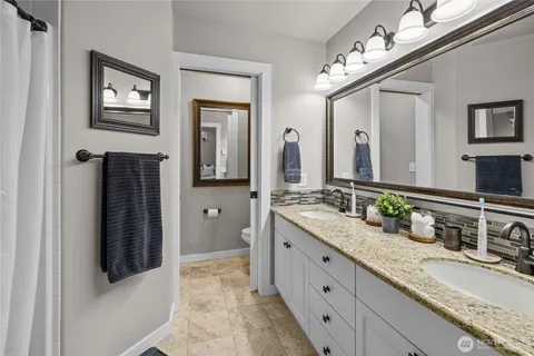 $599,900 | 21550 North Terra Lane Southeast, Yelm, WA 98597