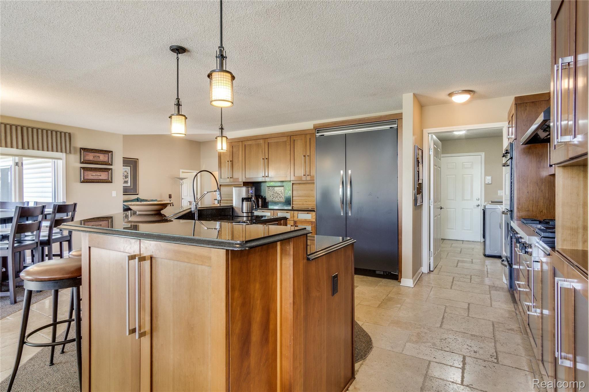 2013 East Baldwin Road Grand Blanc, MI 48439 - Photo 12 of 56 Interiors (27 of 64).jpg