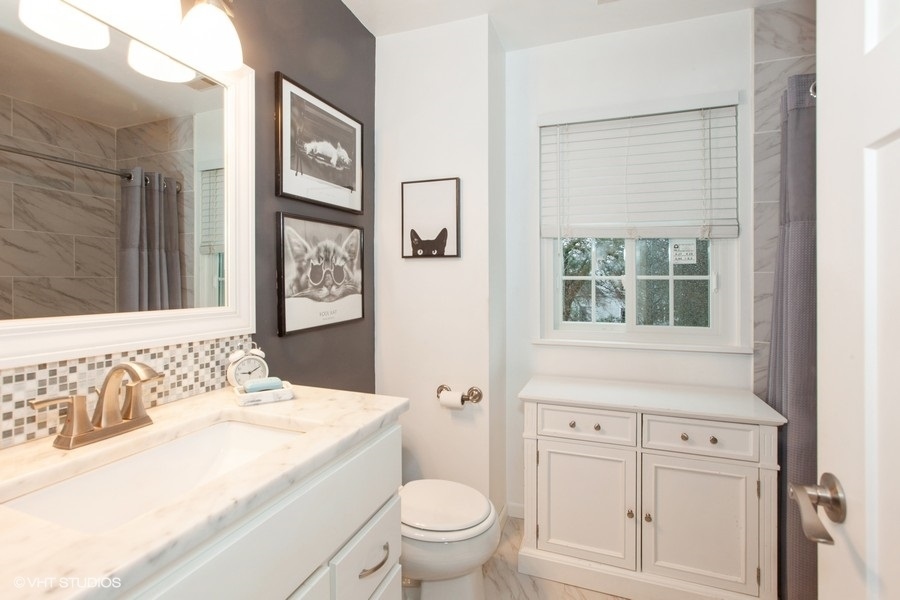 1660 Normantown Road Naperville, IL 60564 - Photo 16 of 18 Gallery Image 16