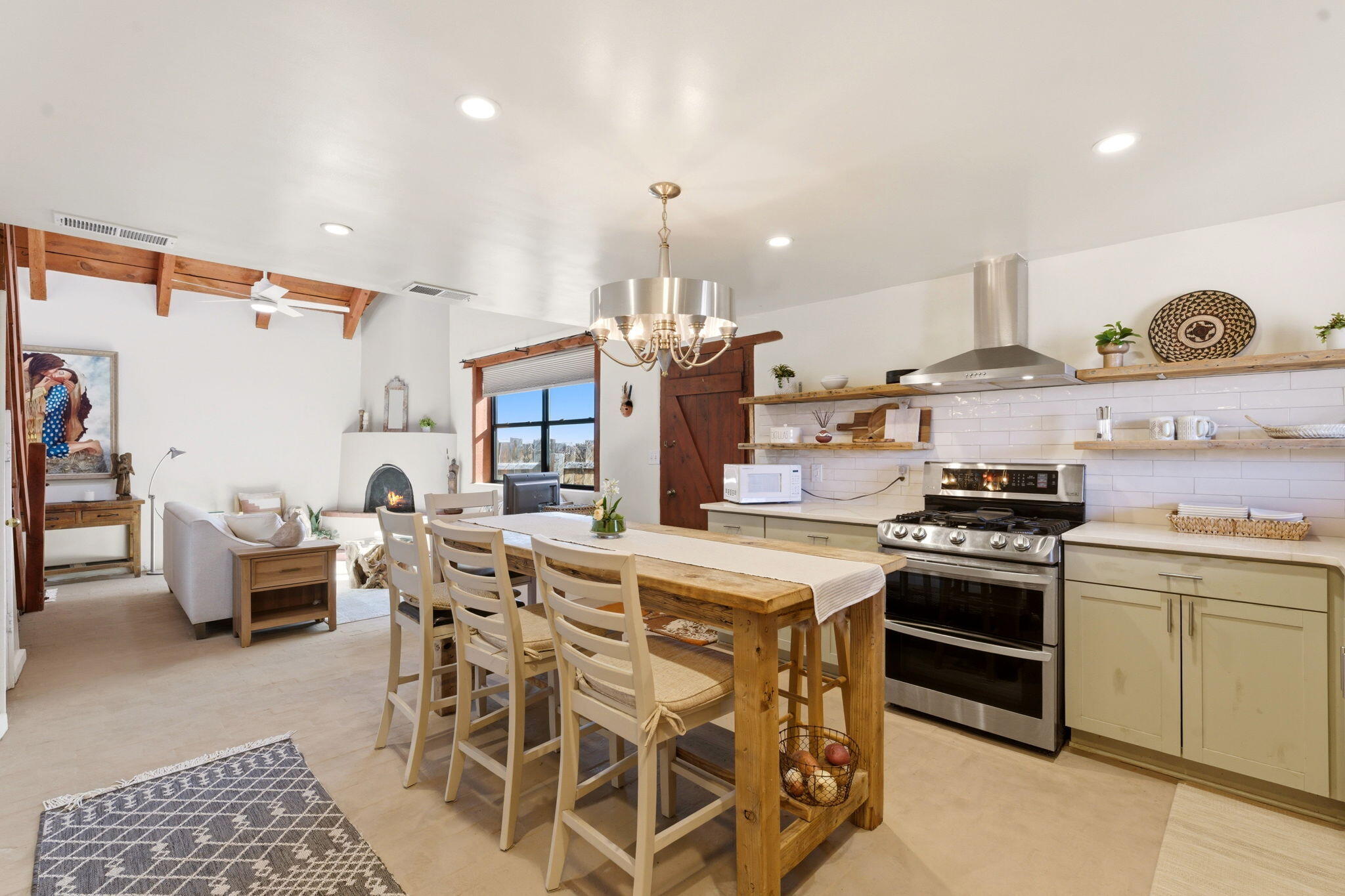 166 Sandia View Road Corrales, NM 87048 - Photo 5 of 24 Gallery Image 5