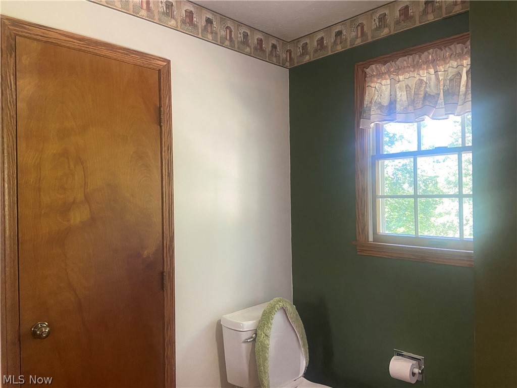 2445 South Elyria Road Wooster, OH 44691 - Photo 25 of 46 Full bath upstairs