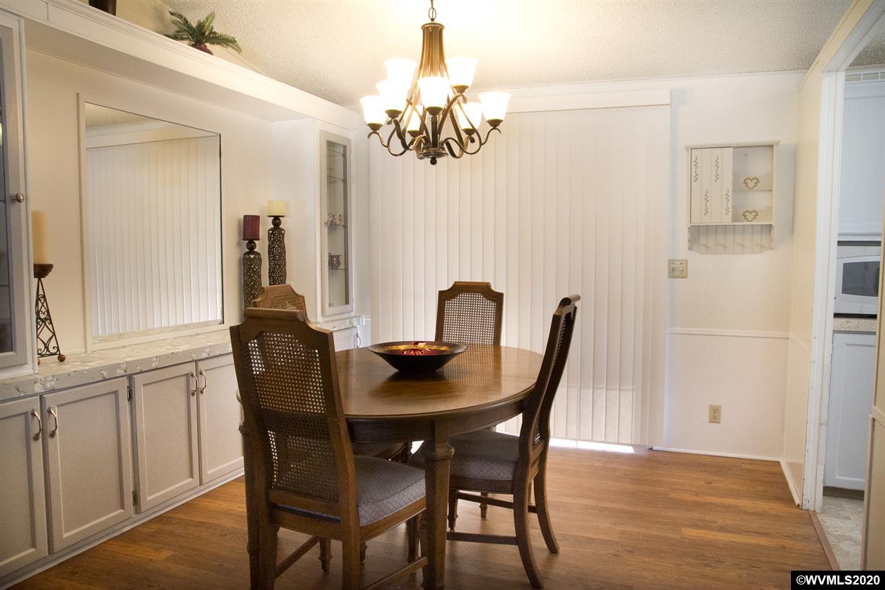 5422 Portland Road Northeast, Unit 107E Salem, OR 97305 - Photo 10 of 27 Gallery Image 10
