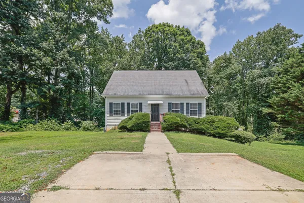 $349,900 | 5465 Mashburn Drive, Cumming, GA 30041