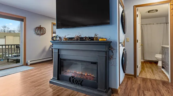 $1,250,000 | 108 Marina Road, Hampden, ME 04444